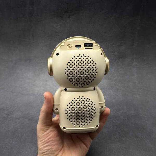 BAFFLE BLUETOOTH SANS FIL RGB /X-808 Astronaute